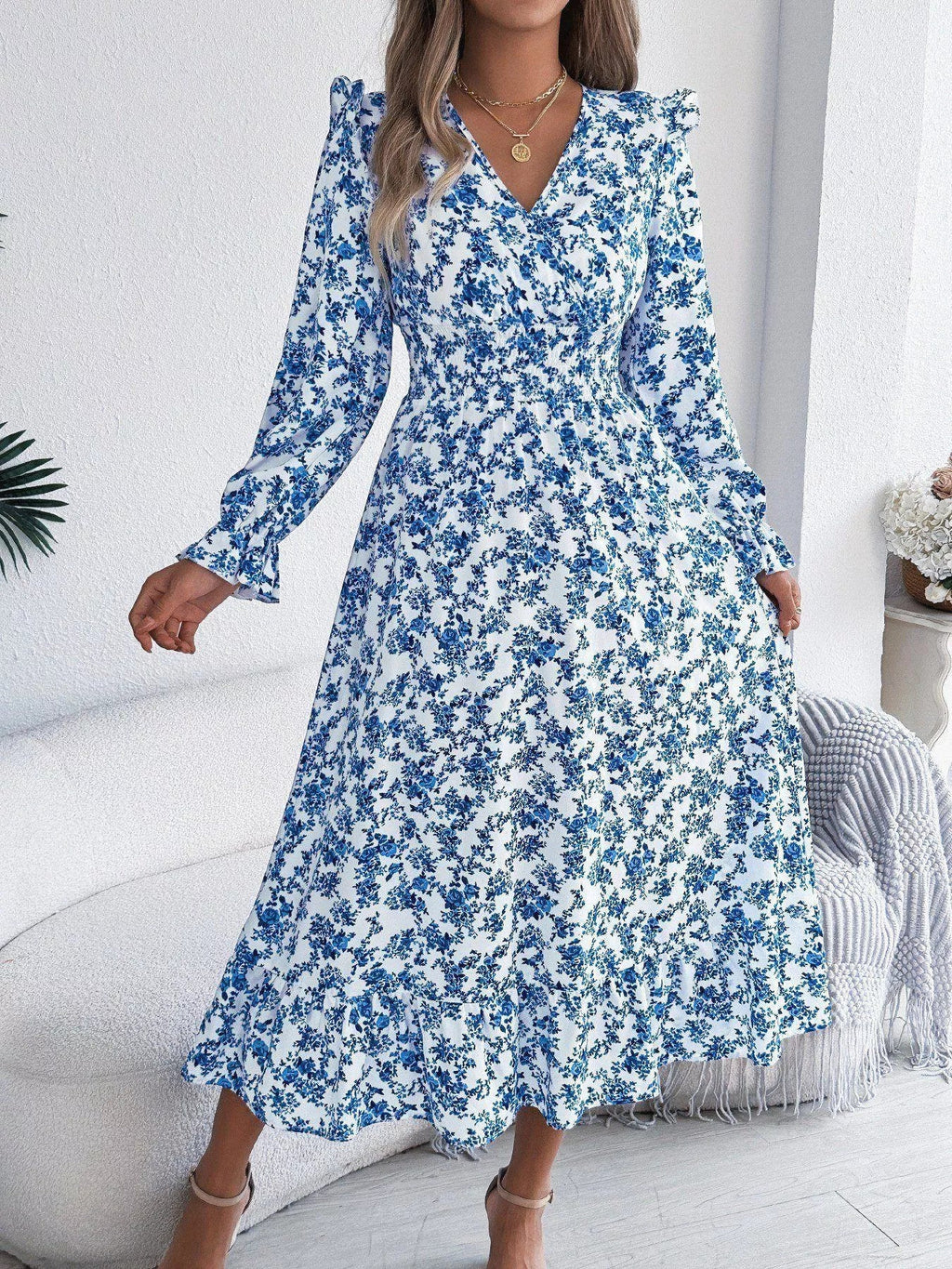 Ruffled Floral V-Neck Flounce Sleeve Dress