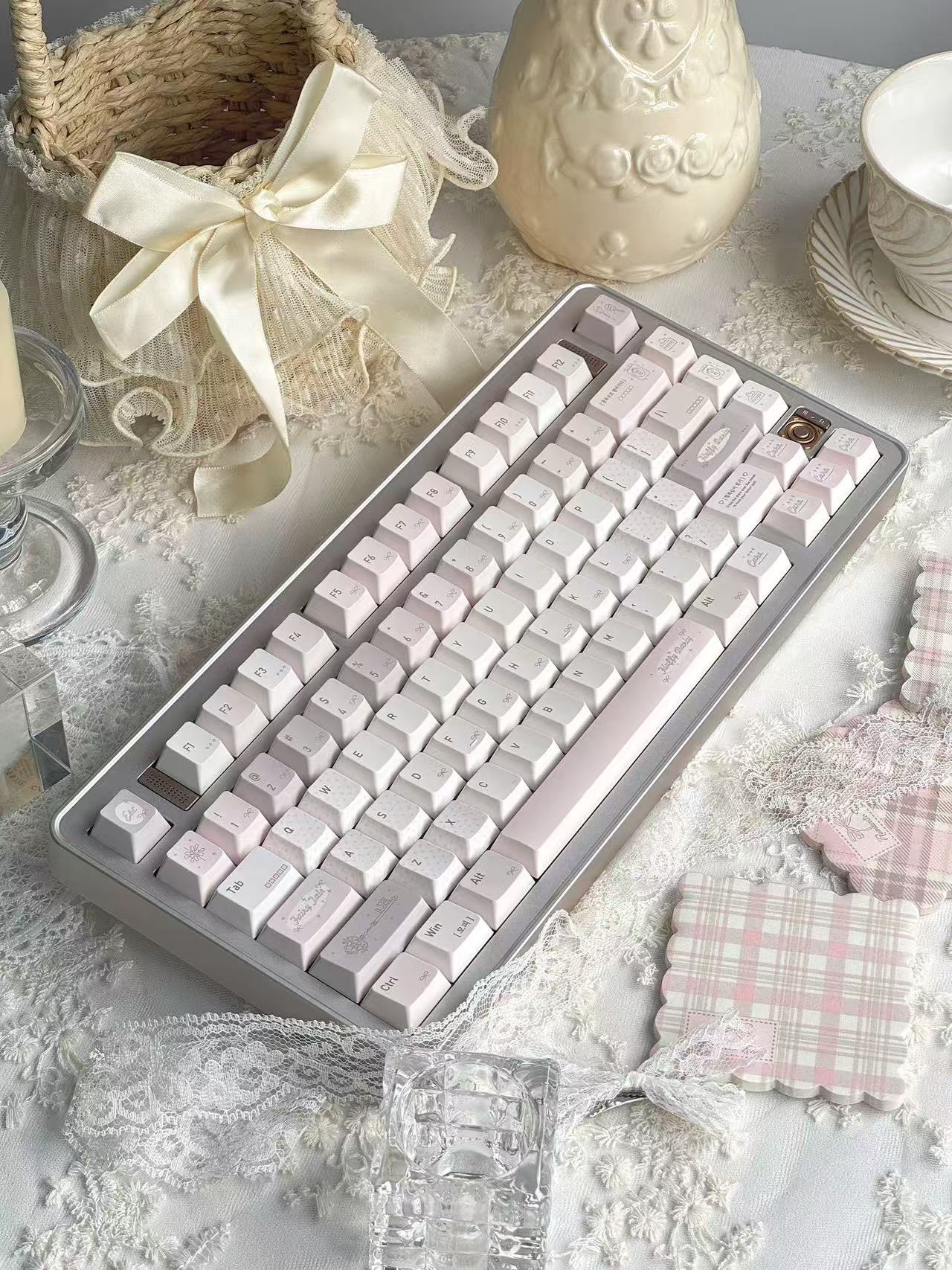 Simple Cute Pink-brown Highly Personalized Keyboard Keycaps