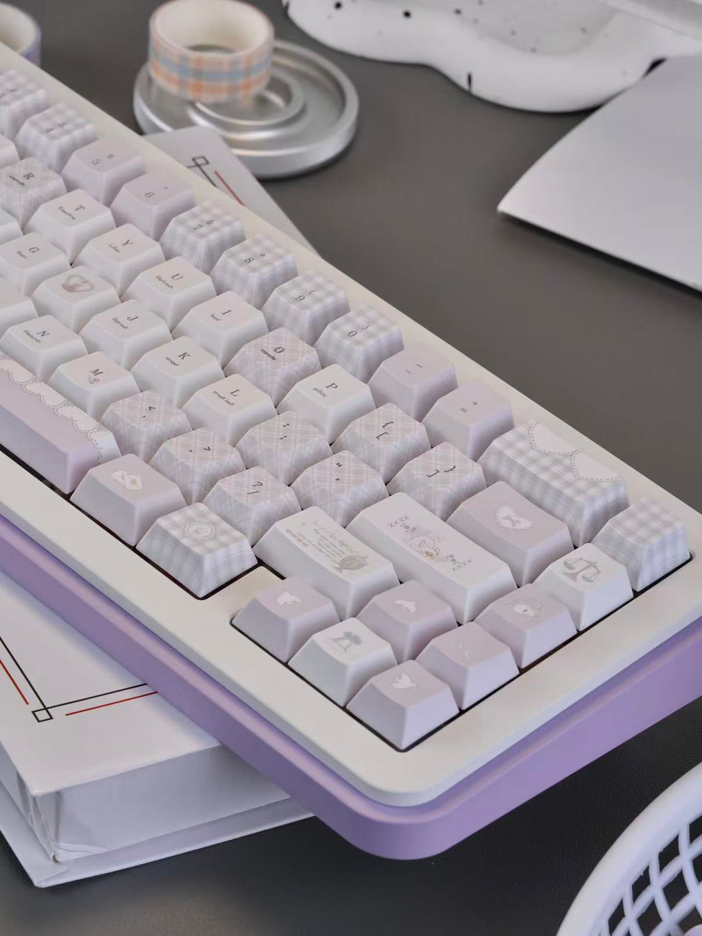 Meow Meow Hymn Keycaps In Protein Purple And Lavenderelegant