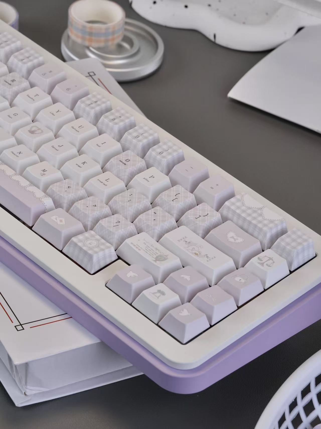 Meow Meow Hymn Keycaps In Protein Purple And Lavenderelegant