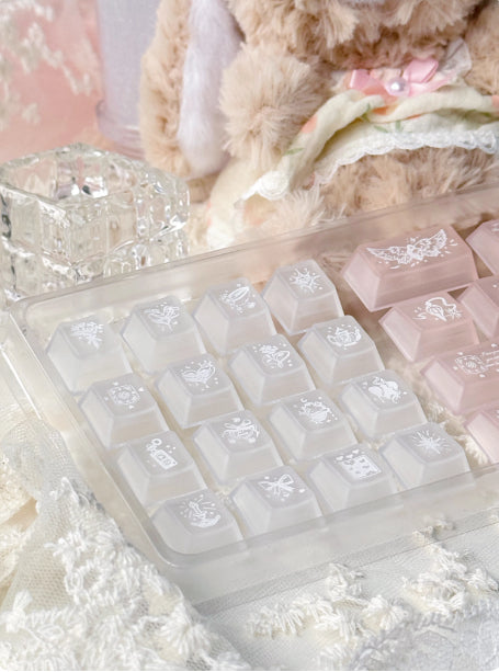 Huajian Zhi Yue Keycaps Transparent And Translucent Keycap Production