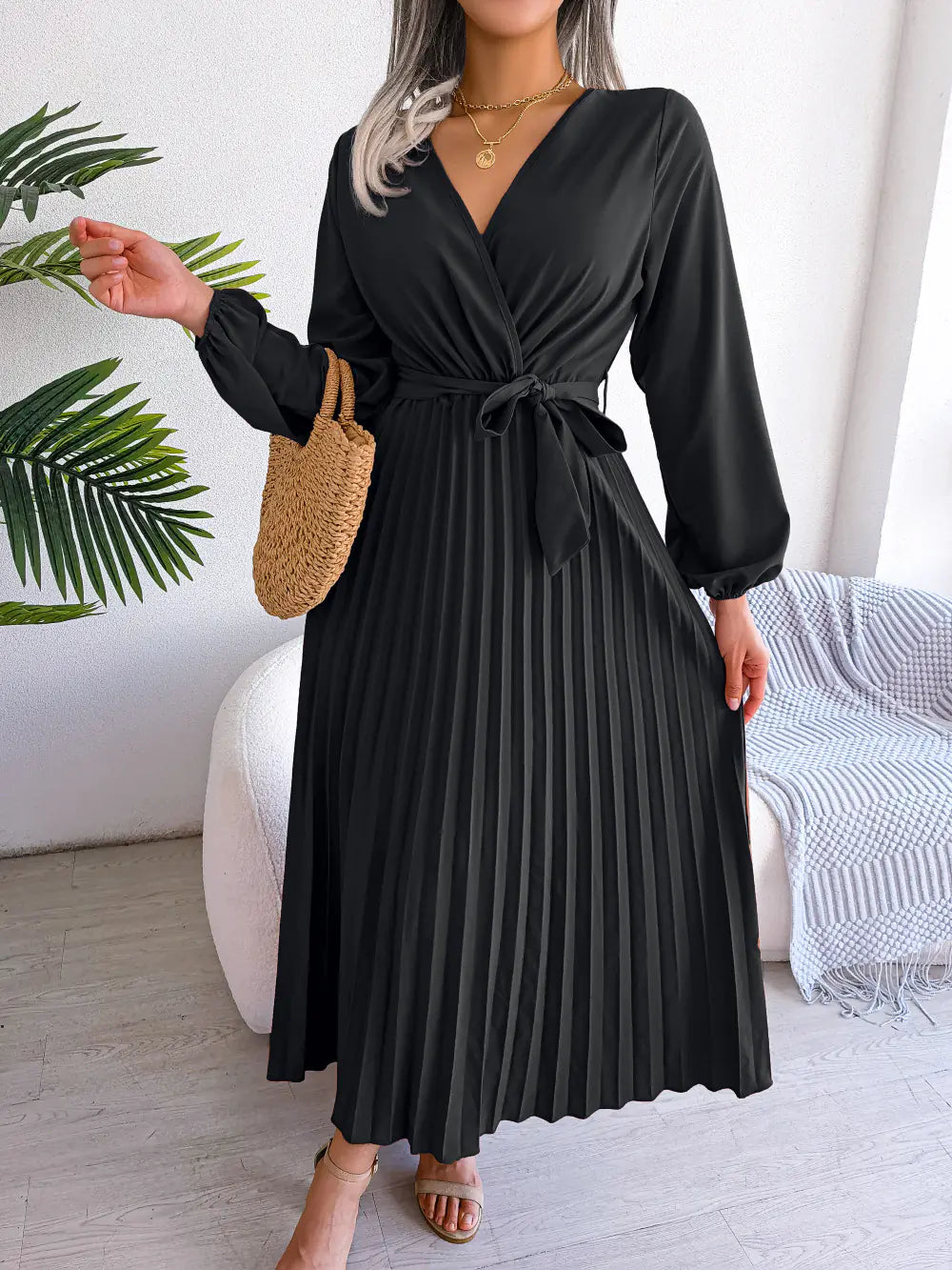 Spring/Summer Cross V-Neck Pleated Maxi Dress