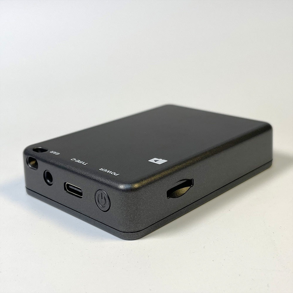 Mini 600mAh Built In AMFMTF Card MP3 Stereo Pocket Radio