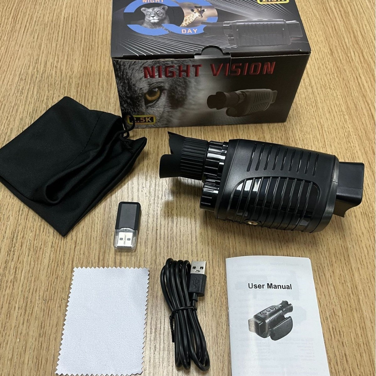 High-definition R7 Night Vision Infrared Night Vision Camera Digital Telescope