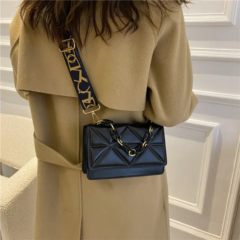 Chic Women's Shoulder Bag