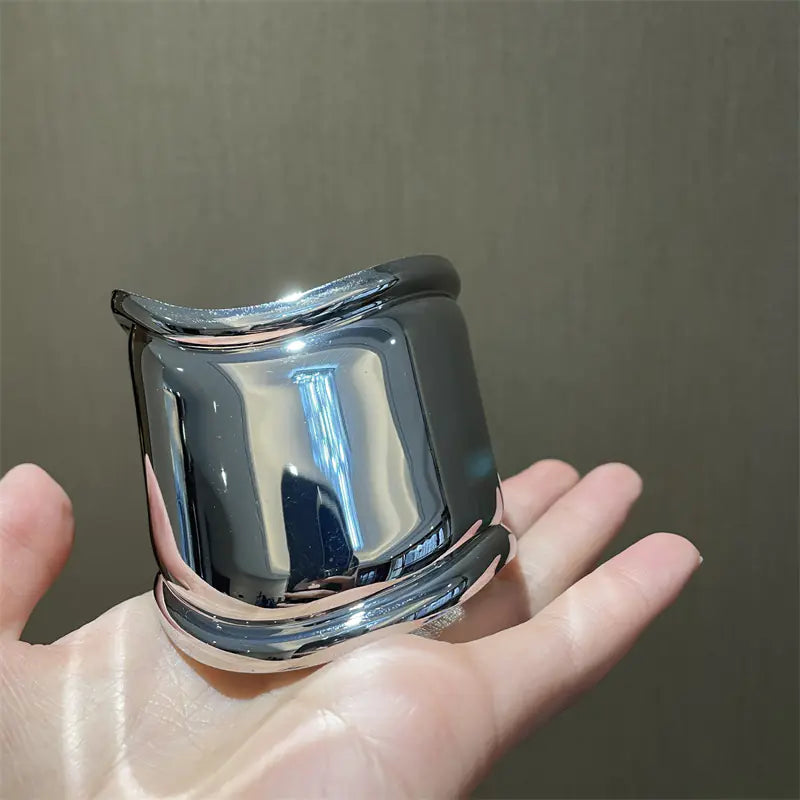 Advanced Sense Asymmetrical Metal Wave Bracelet