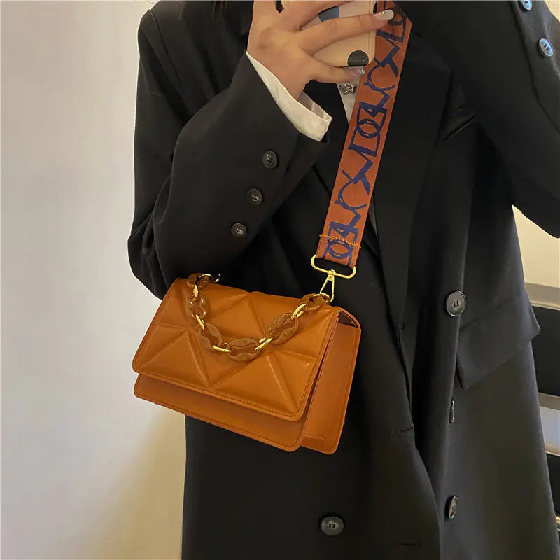 Chic Women's Shoulder Bag