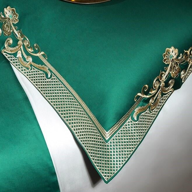 Royal Green Lake Embroidered Duvet Cover Set (Egyptian Cotton)