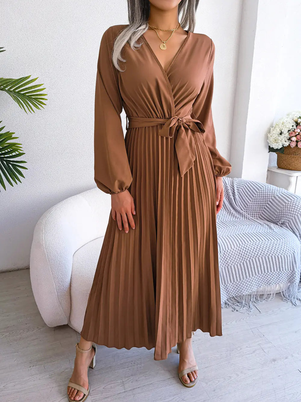 Spring/Summer Cross V-Neck Pleated Maxi Dress