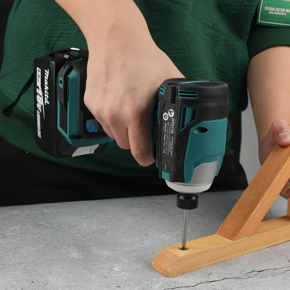 Makita DTD172 Impact Drive 1/4inch Brushless Electric Screwdriver Cordless 180N.m Electric Drill Power Tools makita 18v tools
