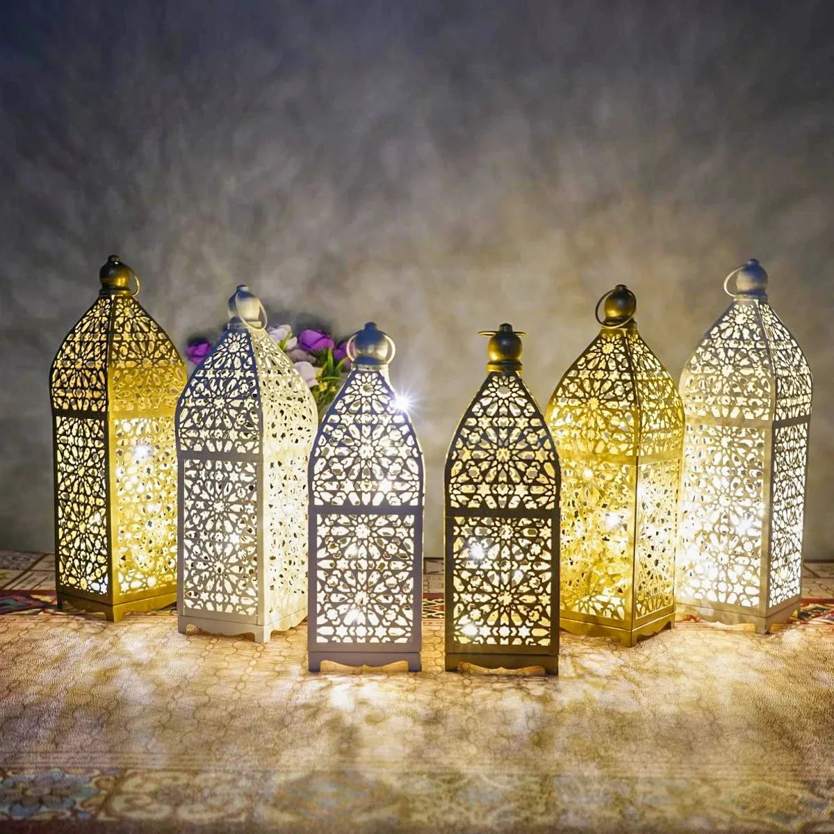 1PC Metal Vintage Decorative Light Morocco LED Hollow Wind Lamp Home Tabletop Atmosphere Lantern Crafts Decoration, Festive Deco