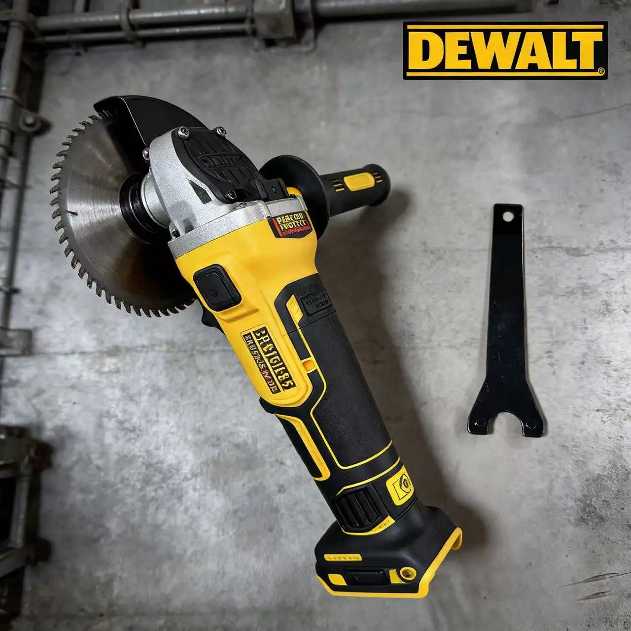 DEWALT DCG405 20V Max Brushless Angle Grinder 125mm 9000rpm 680W for Metal Wood Cutting Grinding - Construction Workshop Tool