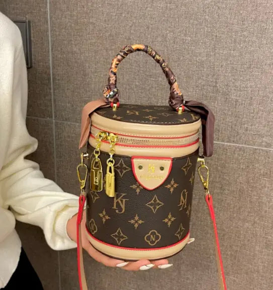 New Korean Style Women's Bucket Bag (Shoulder)