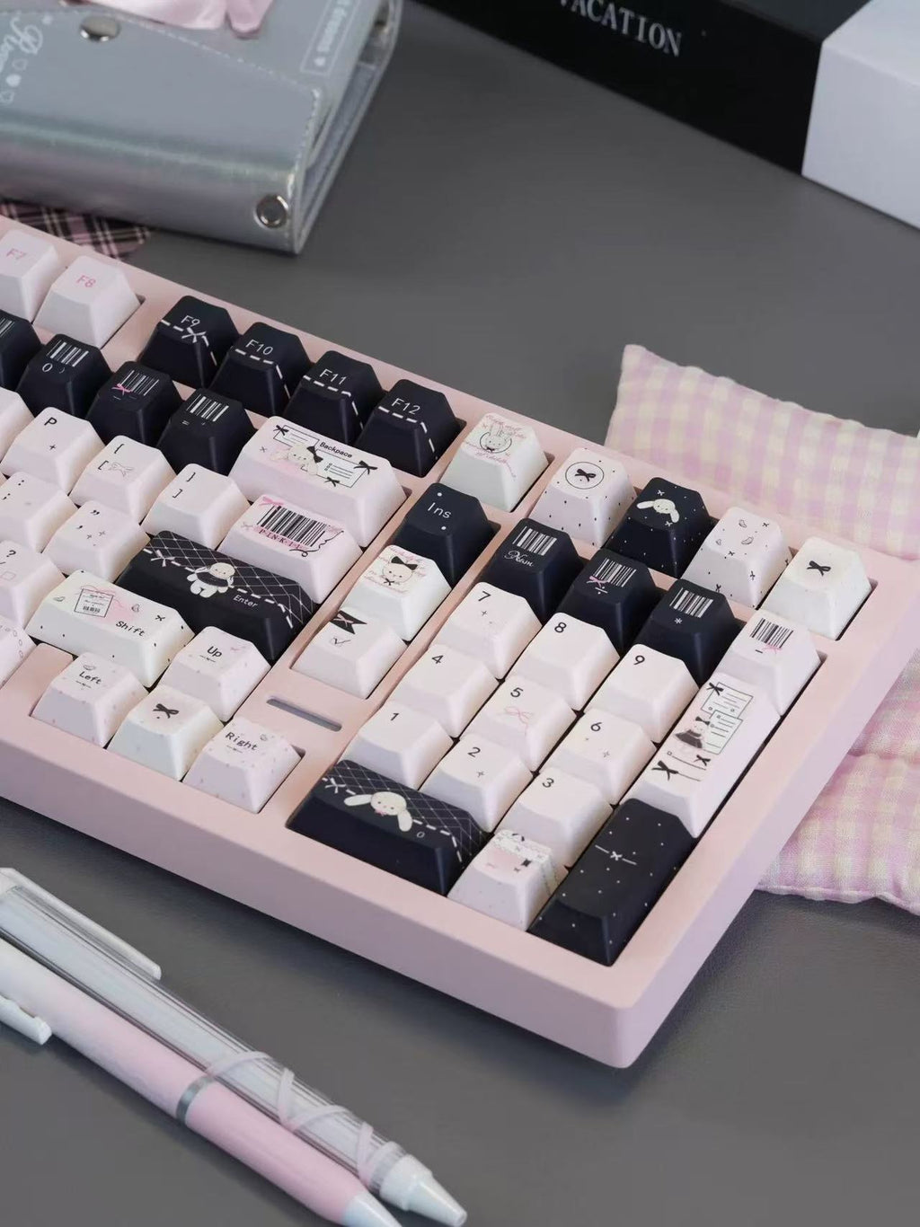Original-height PBT Keycaps Featuring The Cuaicai Rabbit Design