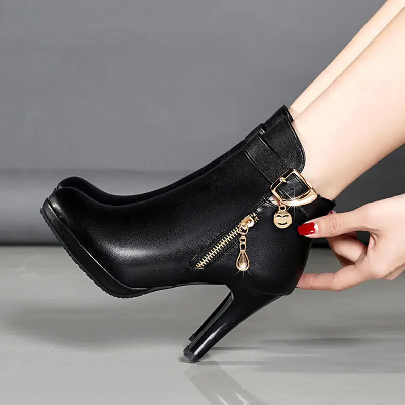 Winter Women's Warm Ankle Boots with Chunky Heels