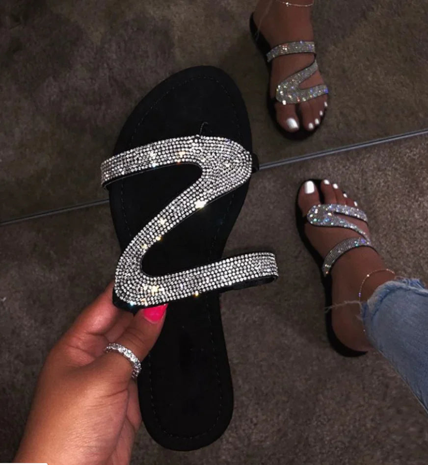 Trendy Women's Diamond Flat Sandals and Slippers