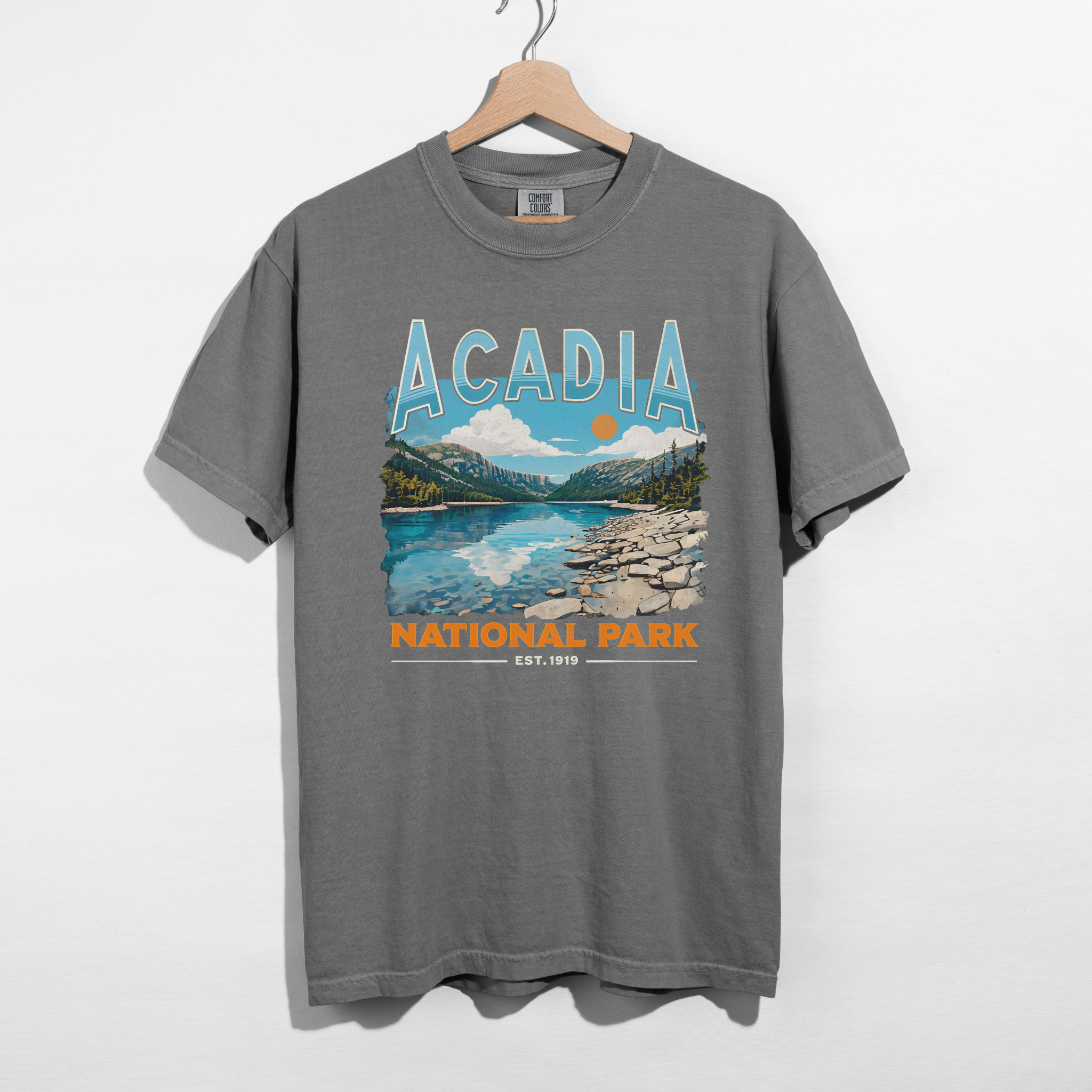 Acadia National Park Vintage Graphic Tee – Retro Maine Travel Shirt