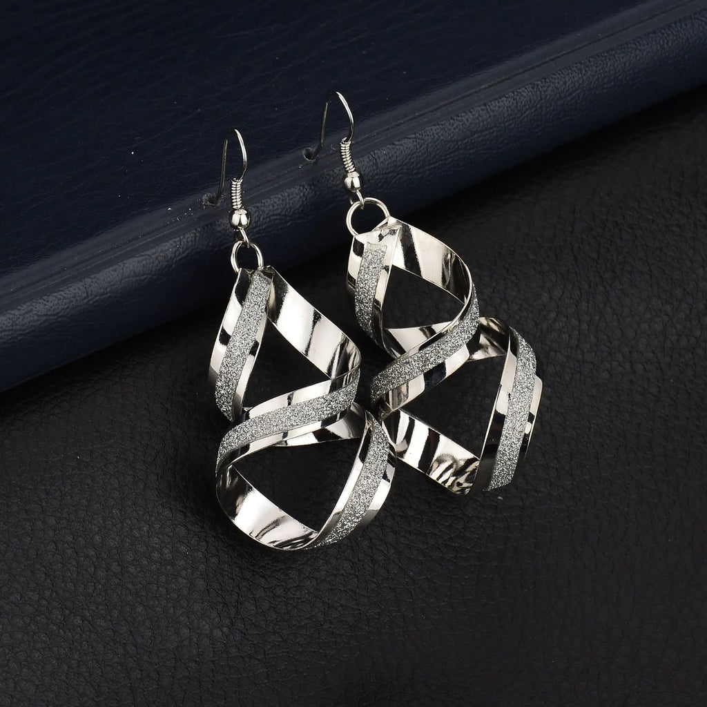 Fashion Trendy Earrings and Ear Studs
