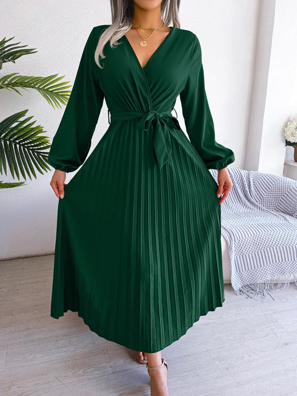 Spring/Summer Cross V-Neck Pleated Maxi Dress