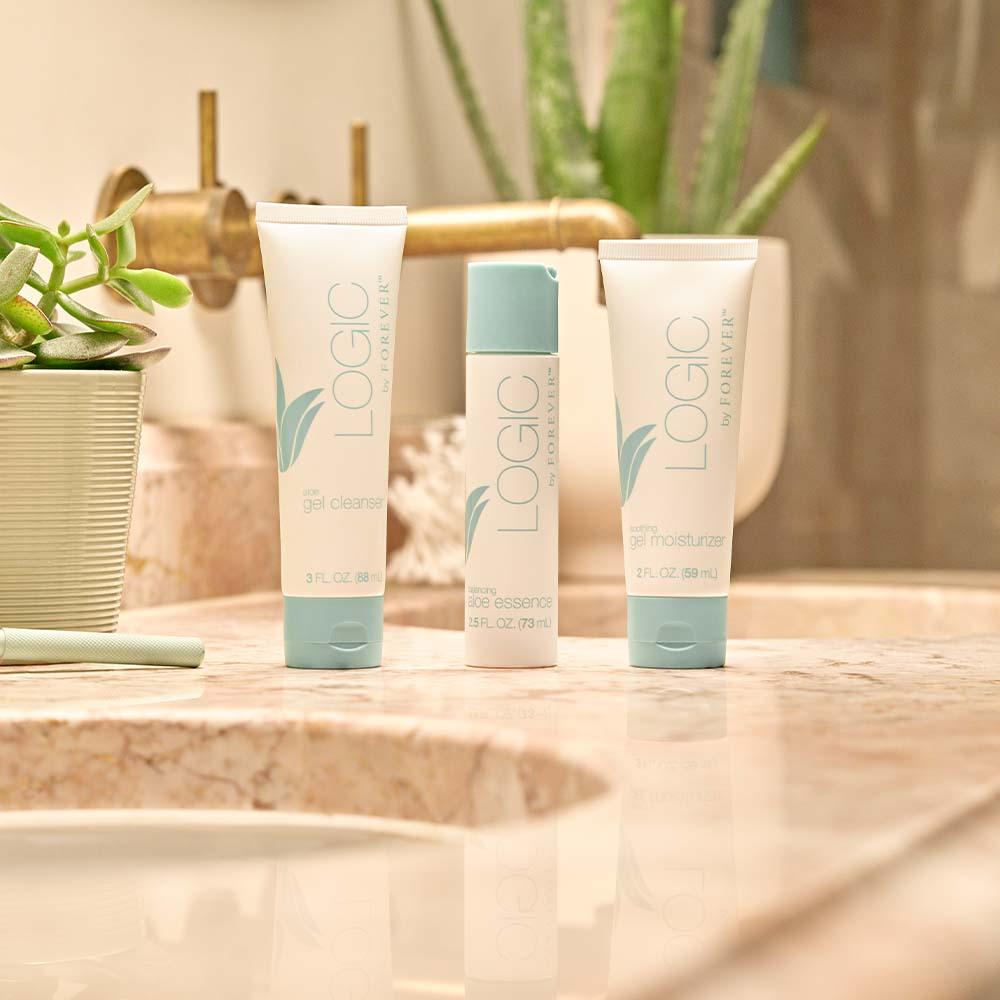 Logic by Forever®  soothing gel moisturizer hydrates skin with 94%+ naturally derived ingredients featuring aloe vera and baobab seed extract.