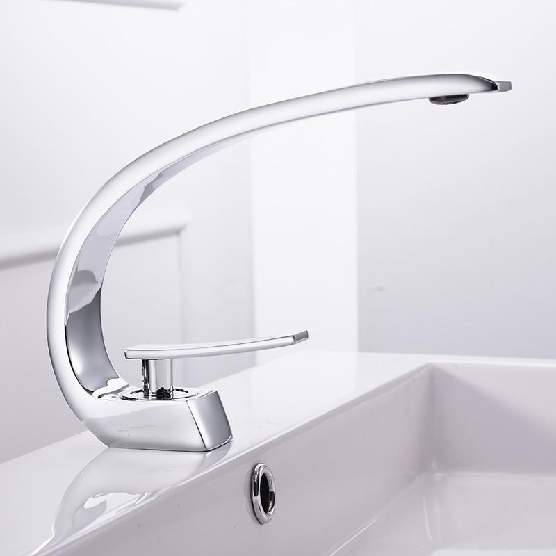 Marie-Antoinette Single-Hole Bathroom Faucet
