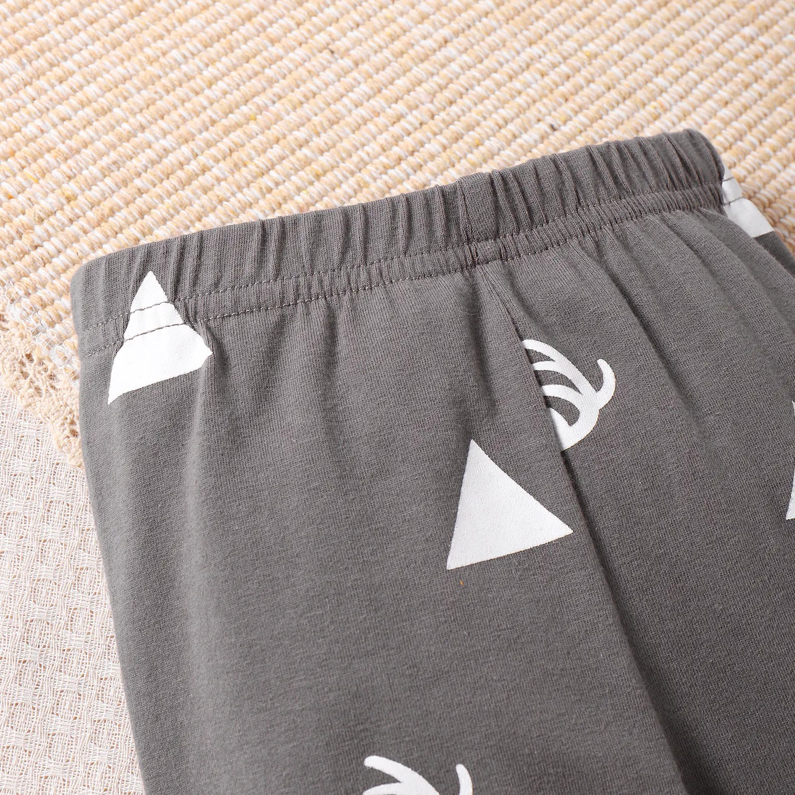 Triangle Print Deer Baby Bodysuit for Autumn