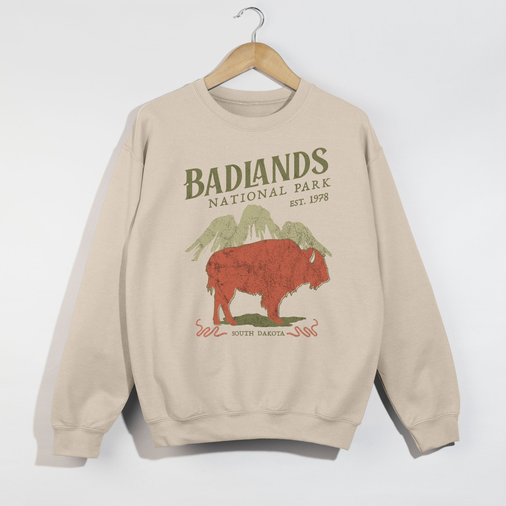 Badlands National Park Graphic Sweatshirt – Vintage Buffalo South Dakota Crewneck