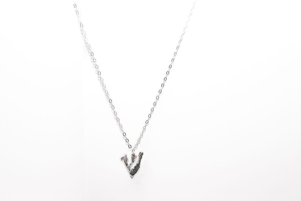 Sterling Silver Shin Pendant Necklace