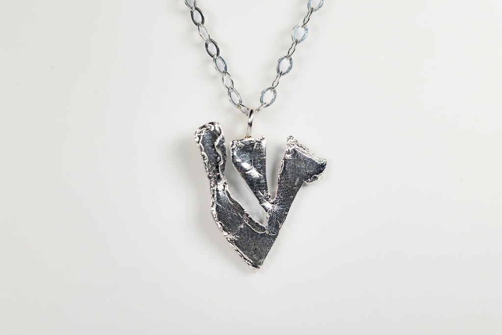 Sterling Silver Shin Pendant Necklace