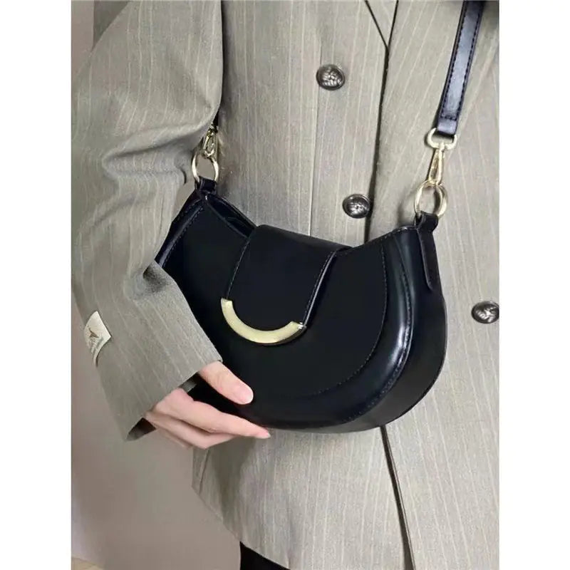 Vintage Saddle Bag for Women - Chic Shoulder Crossbody