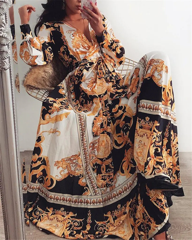 Vintage Floral Maxi Dress with V-Neck and Long Sleeves